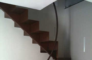 single-tape staircase 2